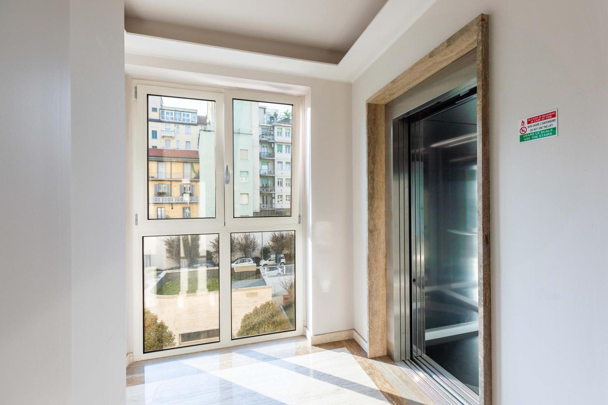 Luxury Apartment - Free Private - Parking Maestri Campionesi 16 Milánó Kültér fotó